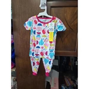 2t brand new pajamas from lamaze organic.Item 632